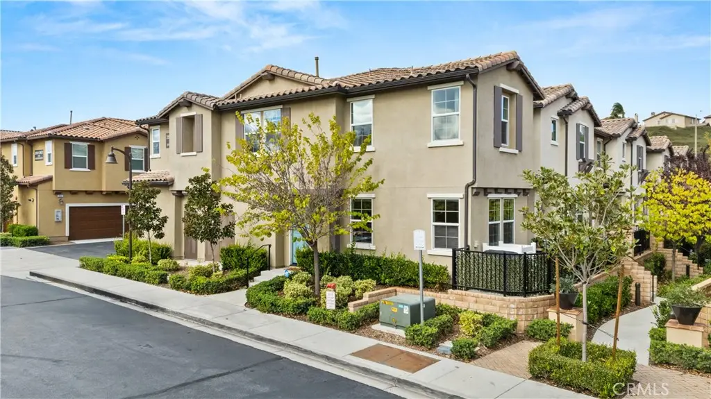 28687 Jardineras, Valencia, CA 91354 - Image #1