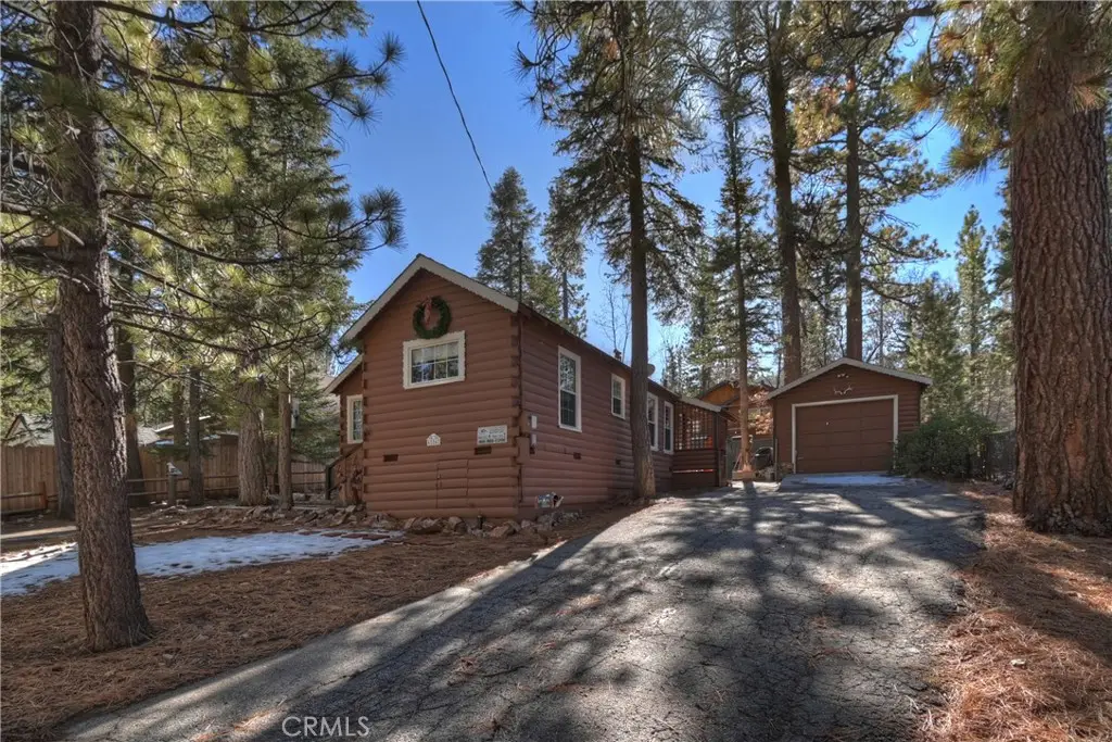 42547 Cedar, Big Bear Lake, CA 92315 - Image #1