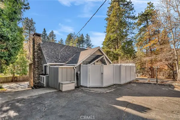 23023 Oak Lane, Crestline, CA 92325