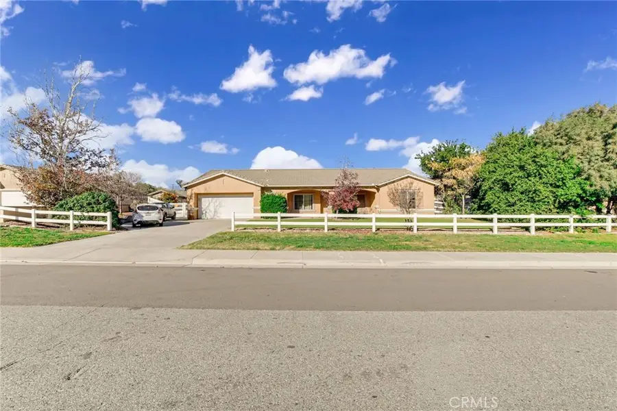 1075 Charles Street, Banning, CA 92220 - #2