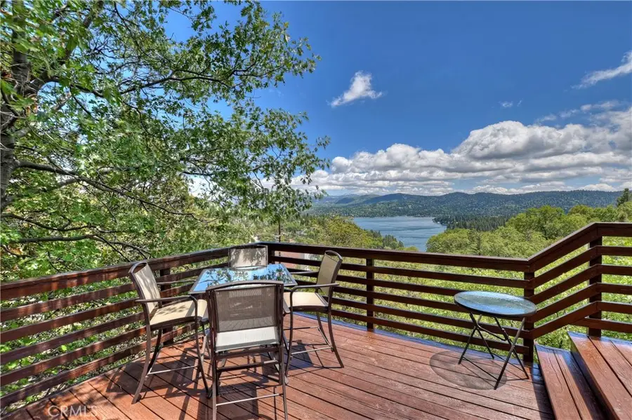 1096 Nadelhorn Drive, Lake Arrowhead, CA 92352 - Image #2