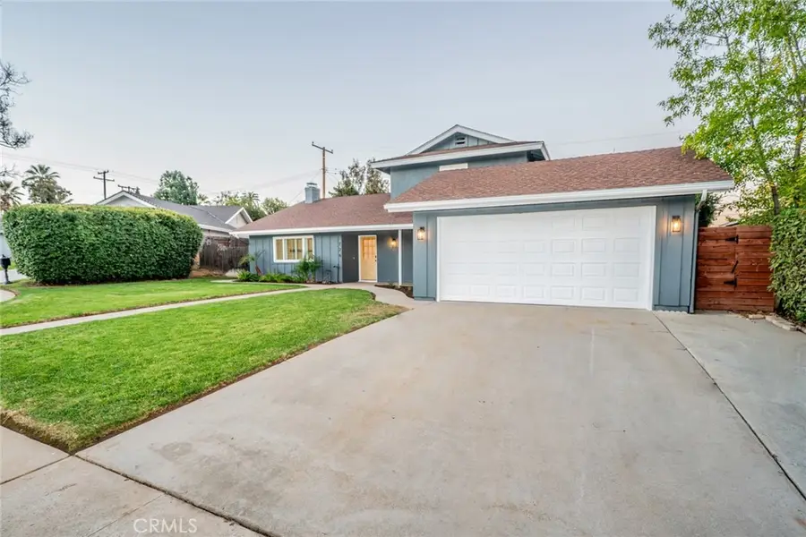 726 Robinhood, Redlands, CA 92373 - Image #2