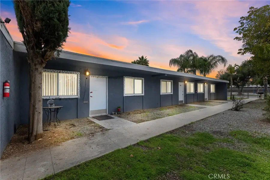 921 E Devonshire, Hemet, CA 92543 - #2