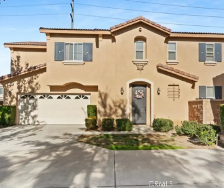 7076 Luminaire Court, Eastvale, CA 92880 - Image #2