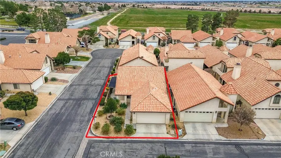 19273 Palm Way, Apple Valley, CA 92308 - #3