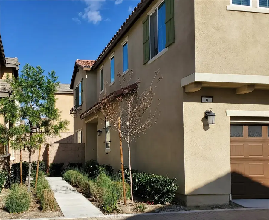 16229 Castello Lane #6, Fontana, CA 92336 - Image #2