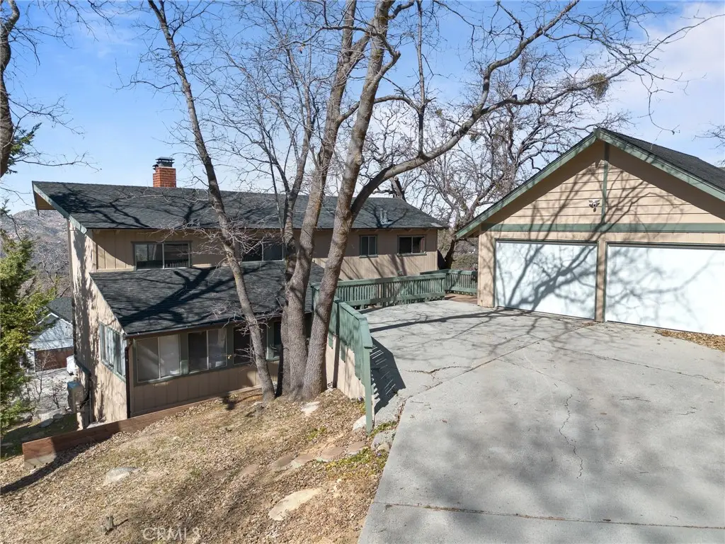 1405 Sequoia Drive, Lake Arrowhead, CA 92352 - #1