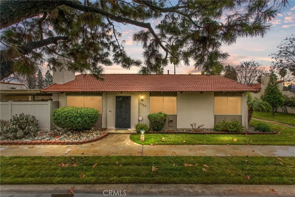 1580 Lisa Lane, Redlands, CA 92374 - #1