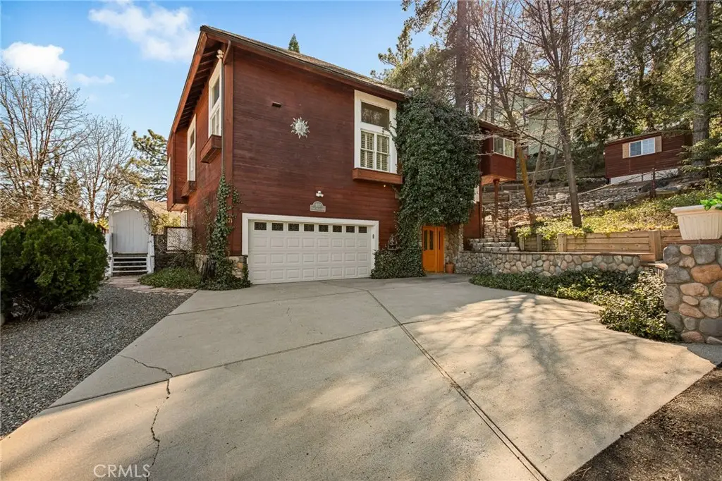 971 Grass Valley, Lake Arrowhead, CA 92352 - Image #1