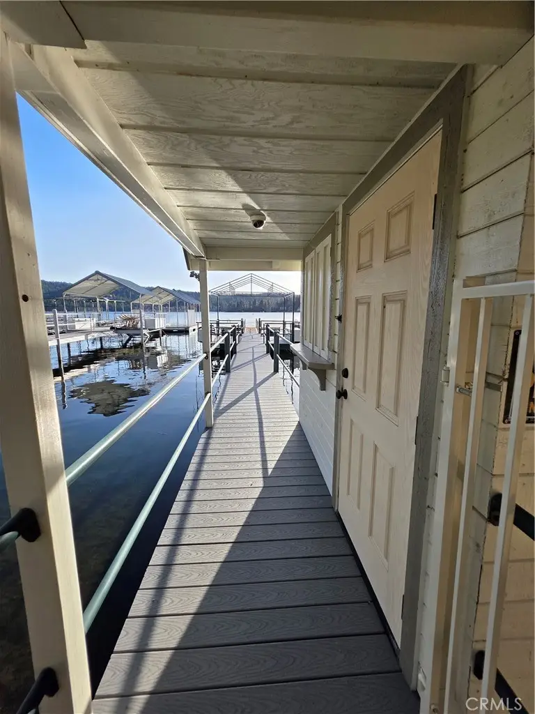 324 N324- Single Slip Dock, Lake Arrowhead, CA 92352 - #2