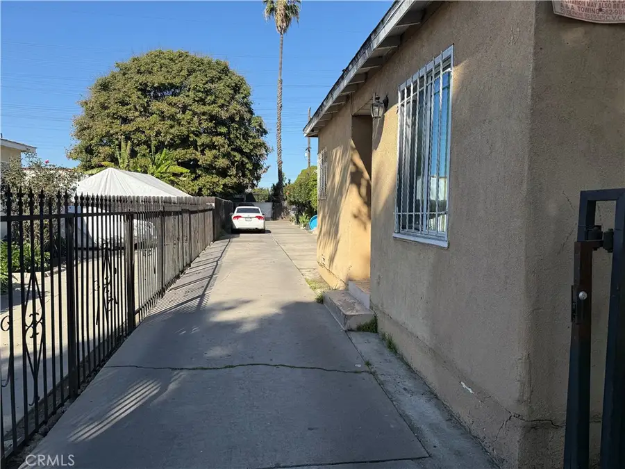 45 E 69th Way, Long Beach, CA 90805 - Image #2