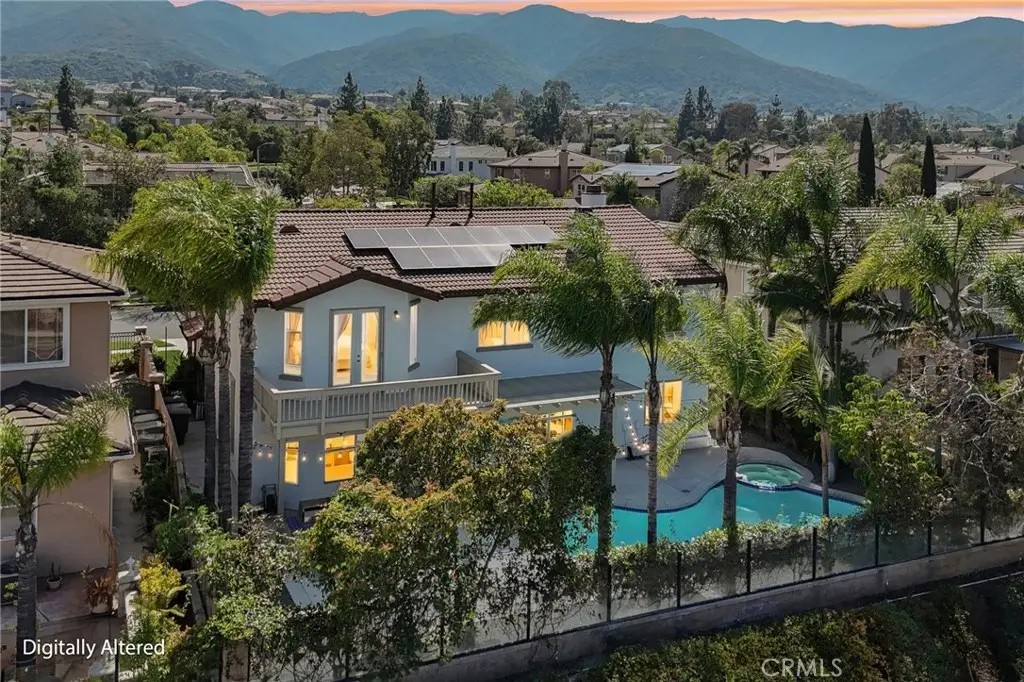 1041 Stanislaus Dr., Corona, CA 92881 - #1