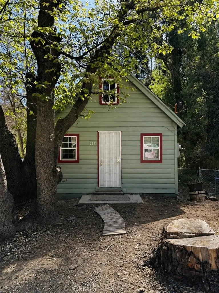 369 Log, Crestline, CA 92325 - #1