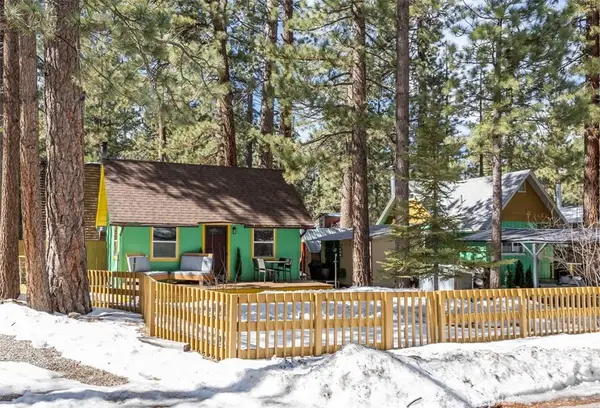 903 W Rainbow, Big Bear City, CA 92314