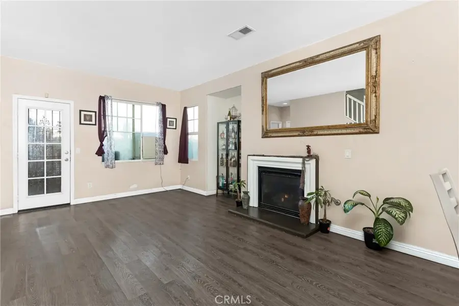 2618 W Via San Carlos, San Bernardino, CA 92410 - #3