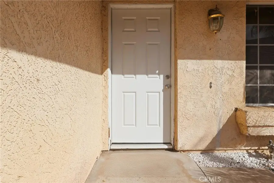 14352 Hillcrest, Fontana, CA 92337 - #3