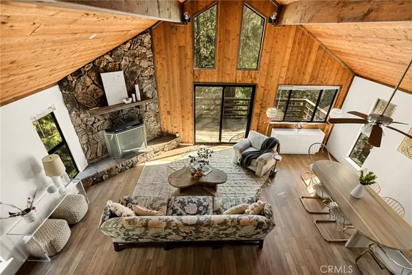 855 Deer Trail, Crestline, CA 92325