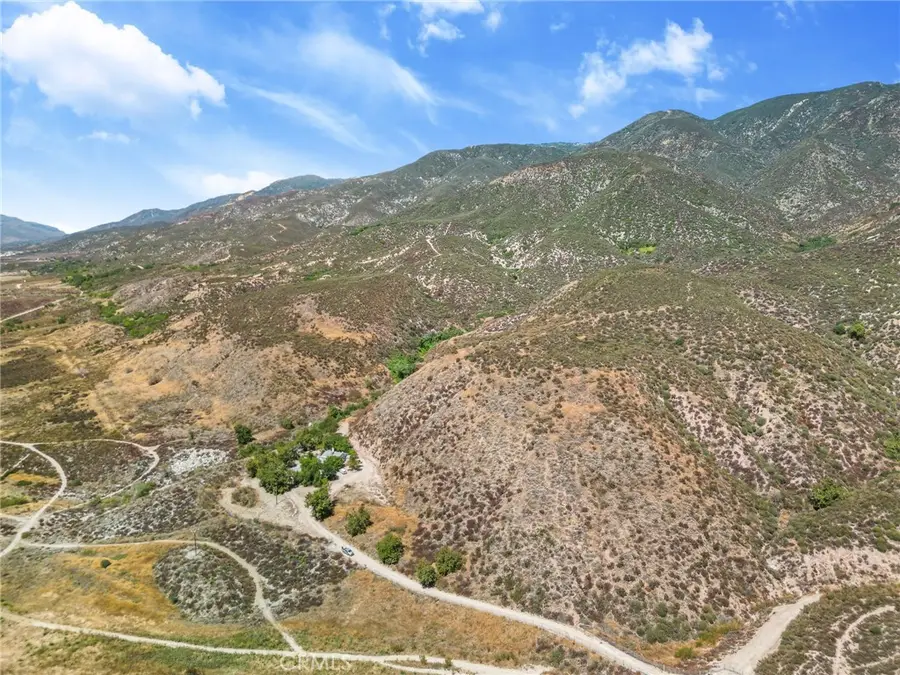 2 Hill Drive W, San Bernardino, CA 92407 - #2