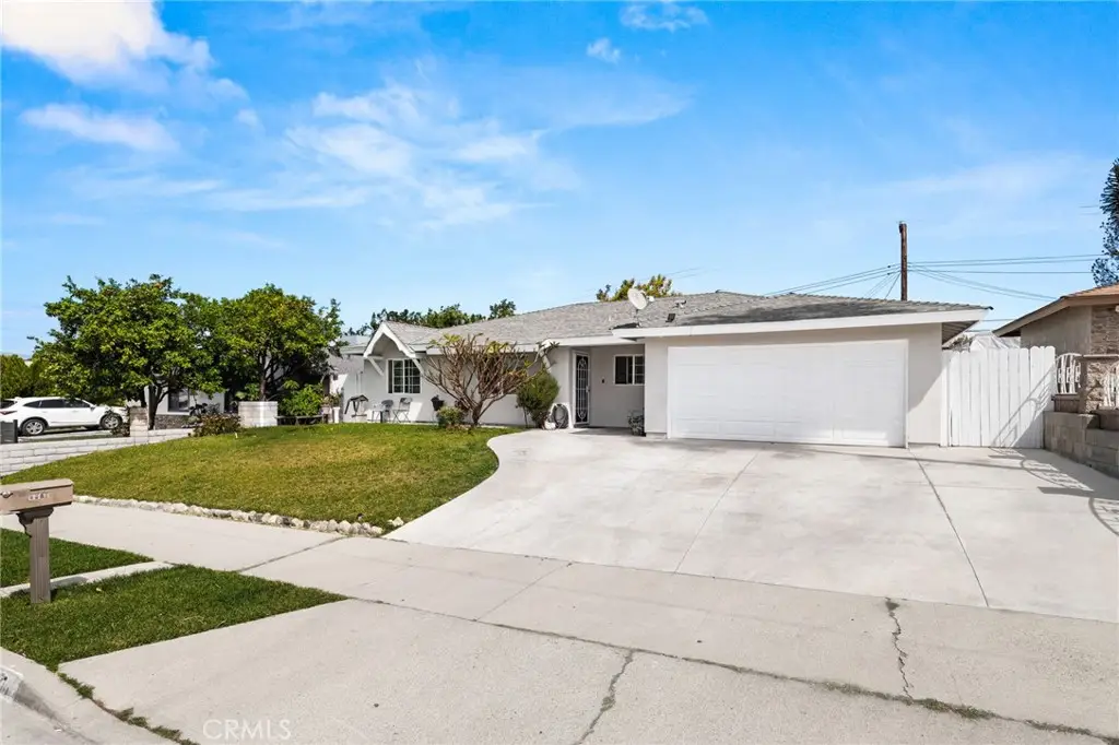 5347 Crest, Riverside, CA 92503 - #1