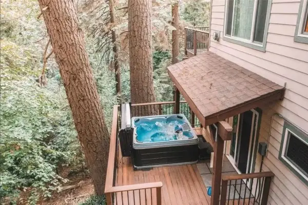 576 Kuffel Canyon, Lake Arrowhead, CA 92352