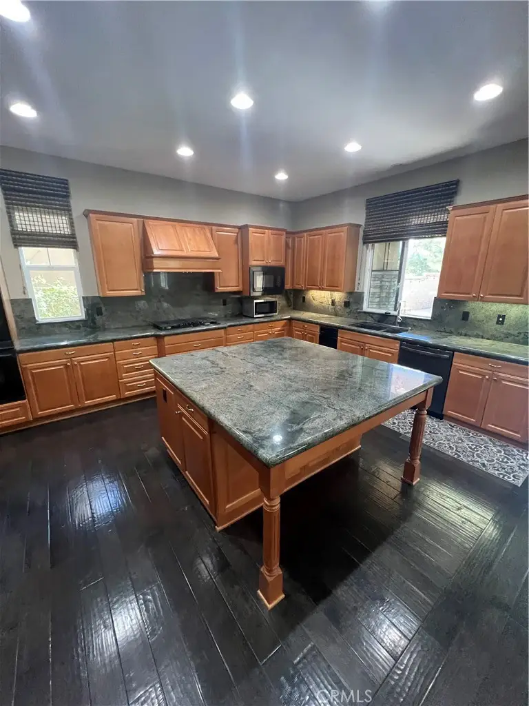 8651 Edelweiss, Corona, CA 92883 - #3