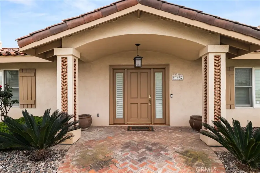 30587 Los Altos, Redlands, CA 92373 - #3
