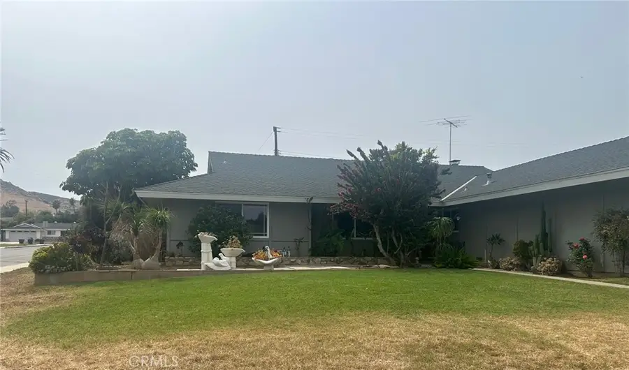 5210 Dresden Place, Riverside, CA 92505 - #3