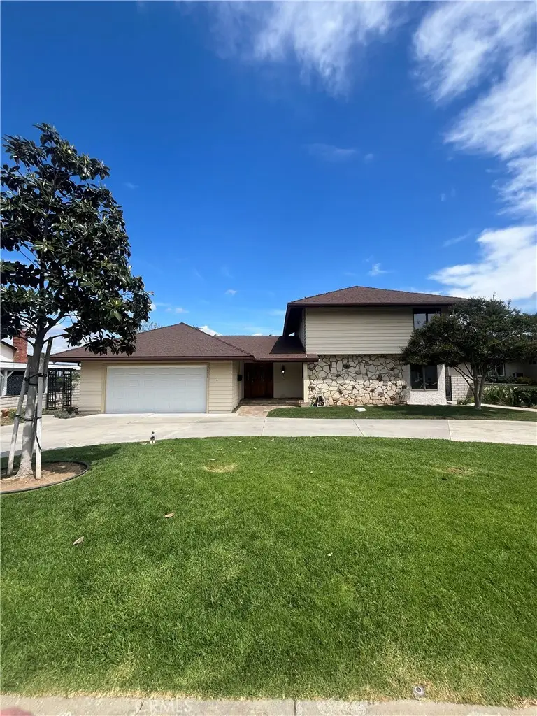 2021 Pine Crest, Corona, CA 92882 - #1