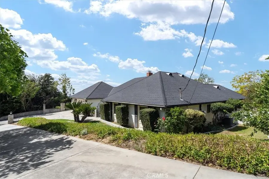 5064 Mariposa Drive, San Bernardino, CA 92404 - #2