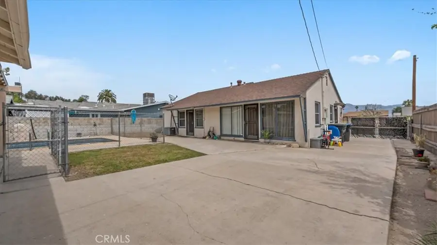1351 N 10th, Colton, CA 92324 - #3