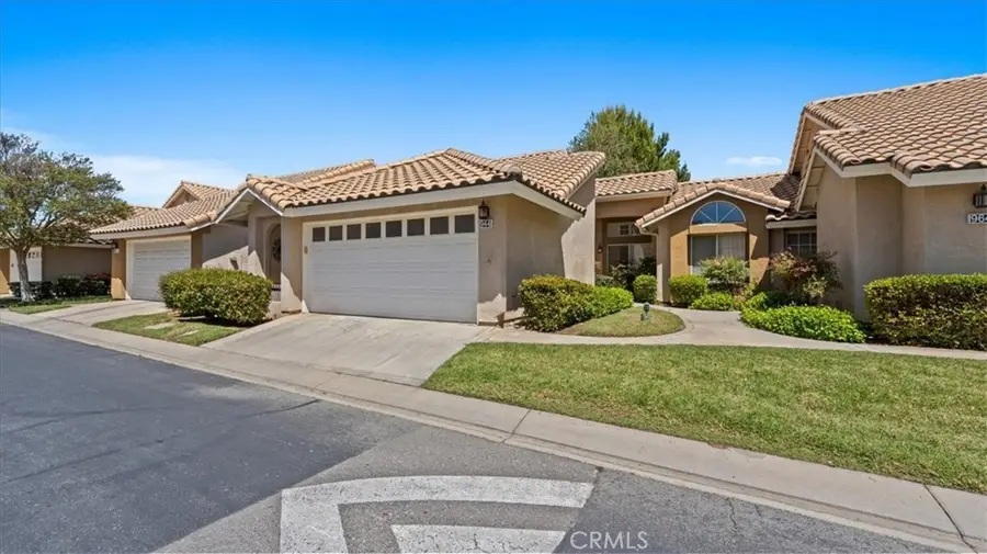 944 Hogan, Banning, CA 92220 - #2