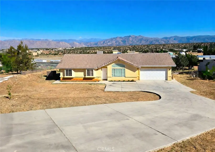 7187 Dalscote, Hesperia, CA 92345 - #2