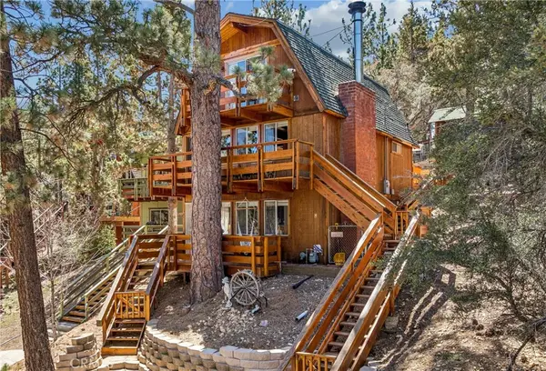 108 W Aeroplane Boulevard, Big Bear City, CA 92314