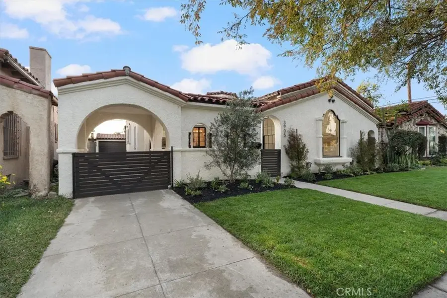 3905 Roxton Avenue, Los Angeles, CA 90008 - #2