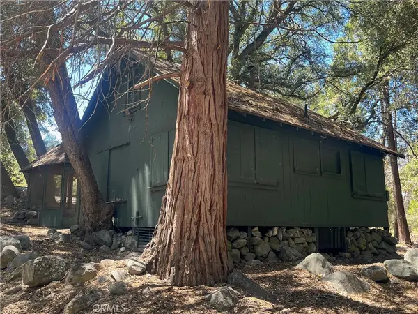 7 Oak Court #78, Angelus Oaks, CA 92305