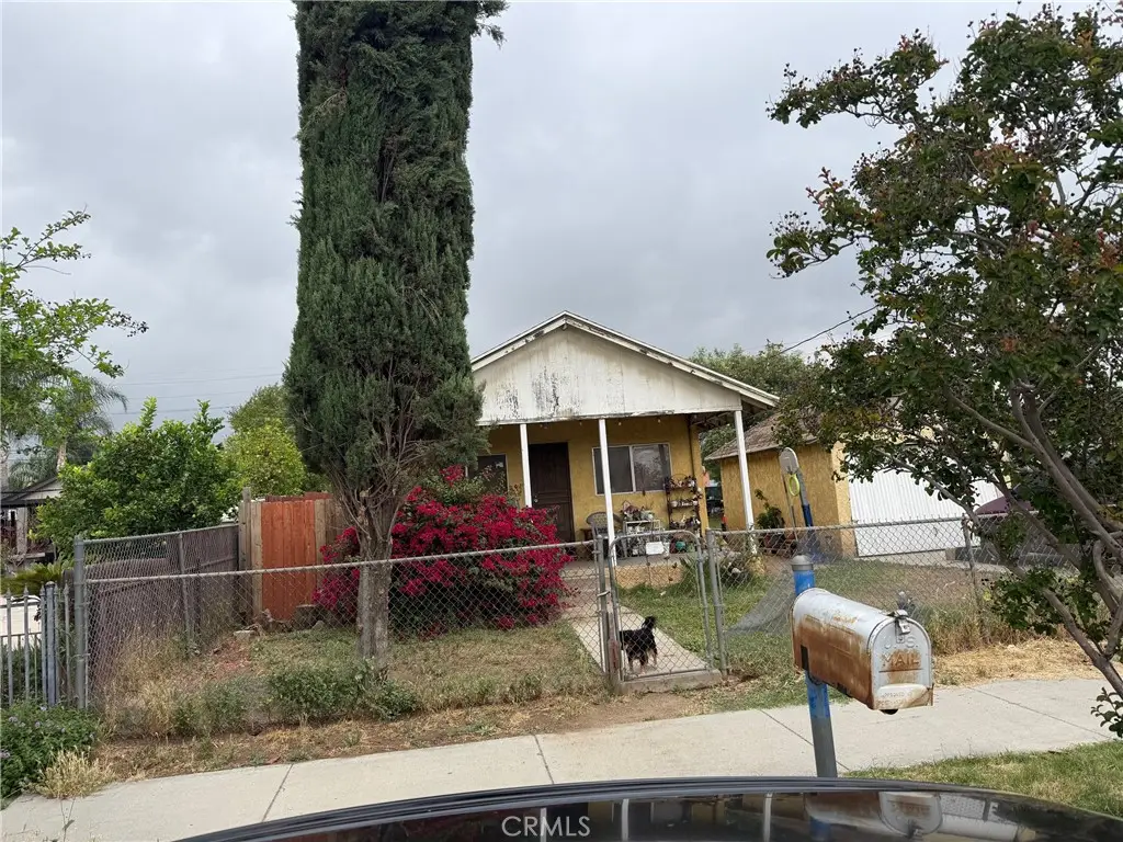 529 W N, Colton, CA 92324 - #1