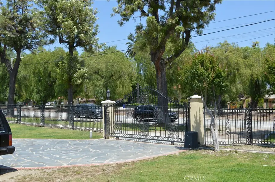 2215 N Euclid, Upland, CA 91784 - #2