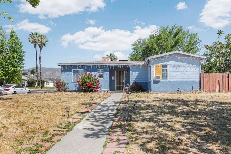 1118 E 33rd St, San Bernardino, CA 92404 - #2