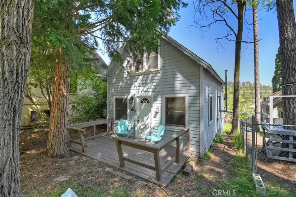 22838 Waters, Crestline, CA 92325 - #1