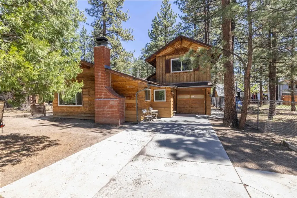 924 Michael, Big Bear City, CA 92314 - #1