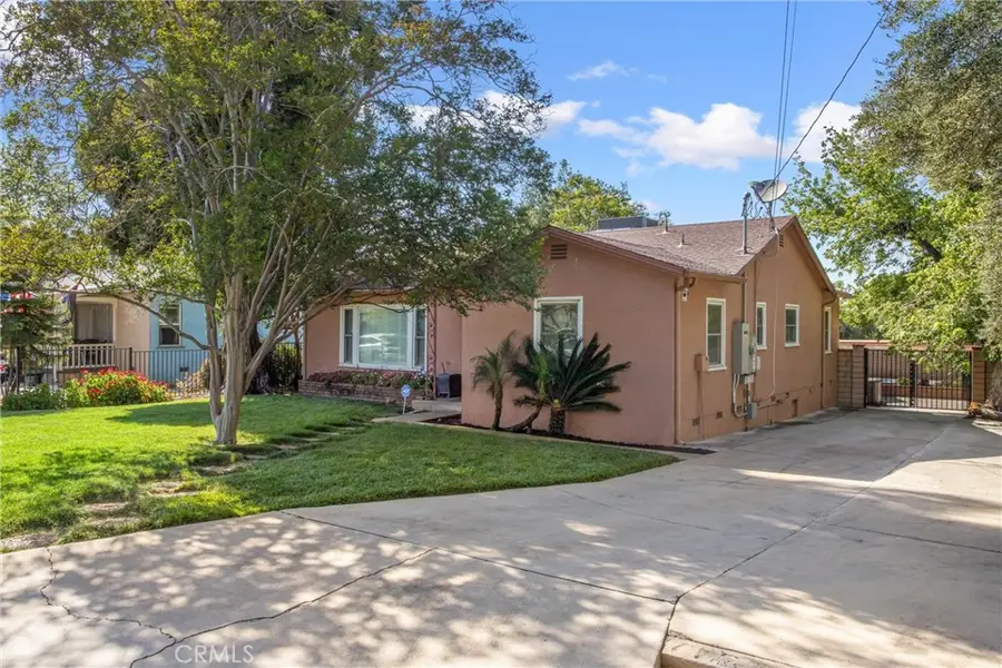 546 North Place, Redlands, CA 92373 - #2