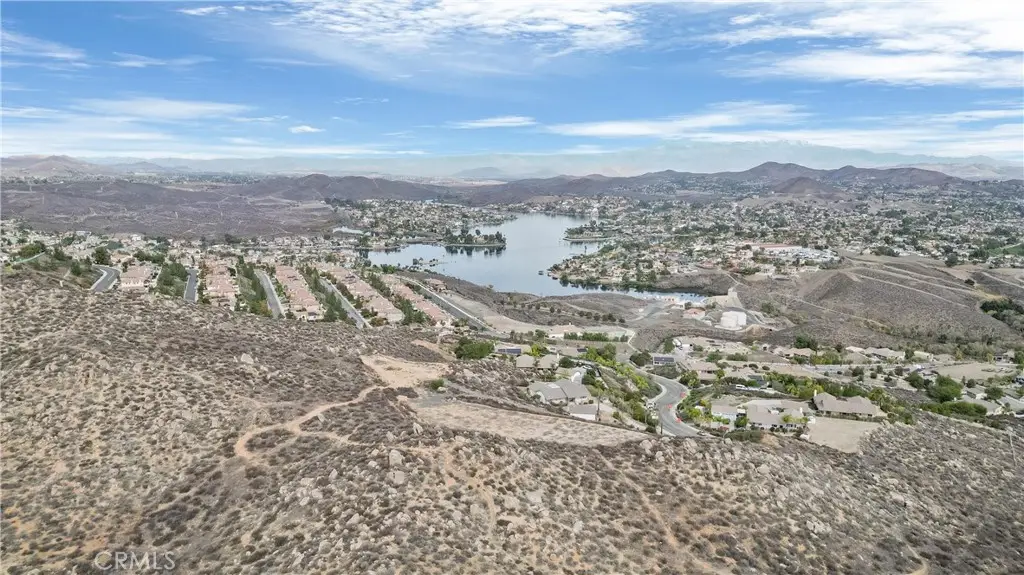 9 Via Del Lago, Lake Elsinore, CA 92532 - #1
