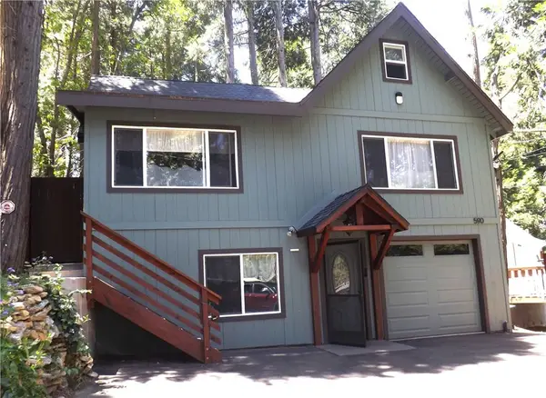590 Lanes End, Crestline, CA 92325