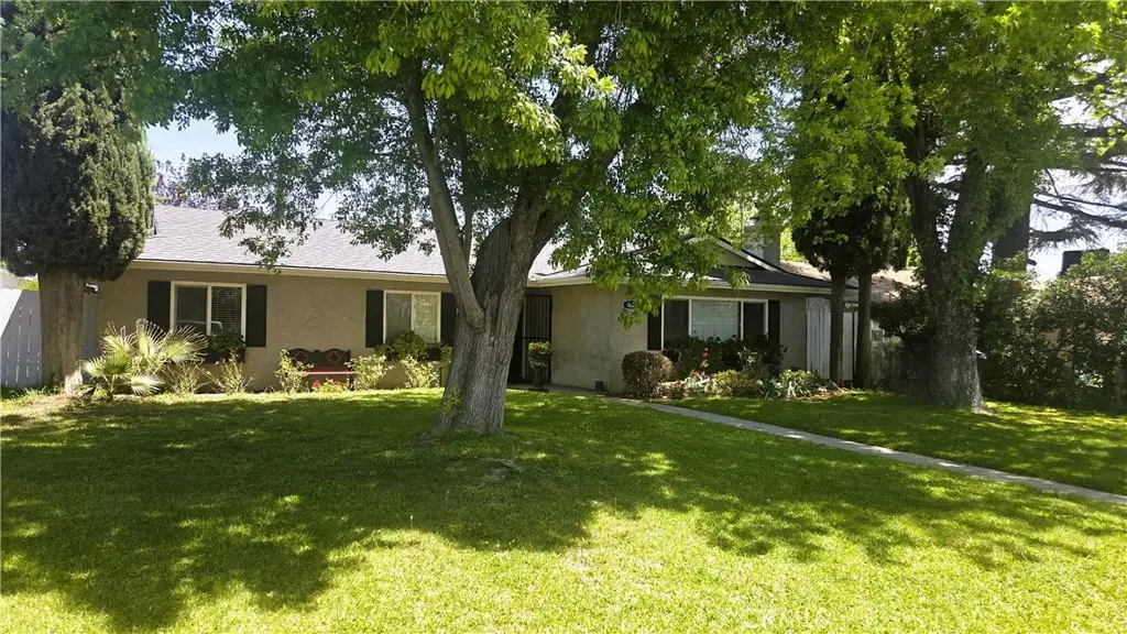 862 Palm, Beaumont, CA 92223 - #1