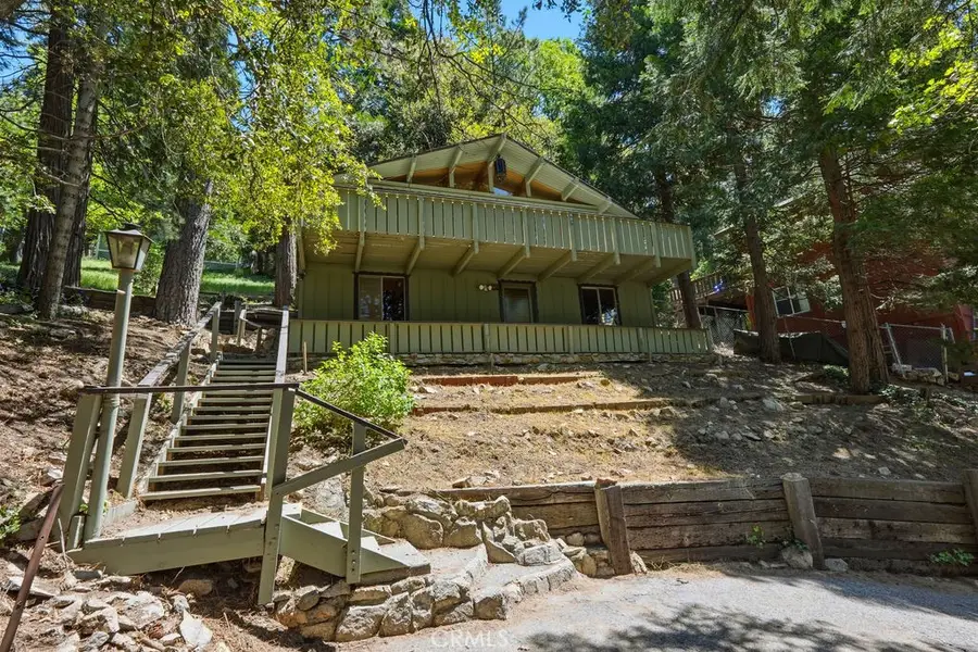 997 Berne, Crestline, CA 92325 - #2