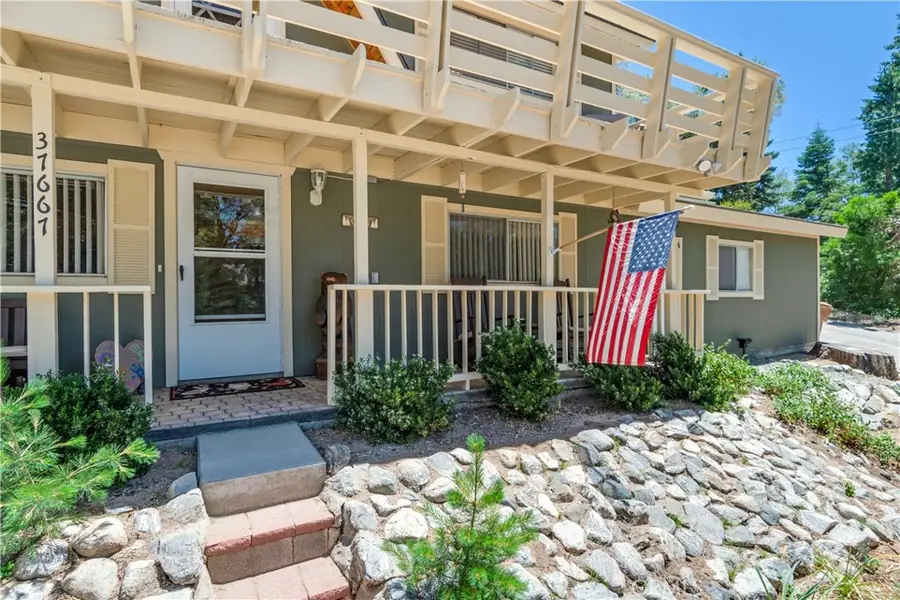 37667 Live Oak Street, Angelus Oaks, CA 92305 - #3