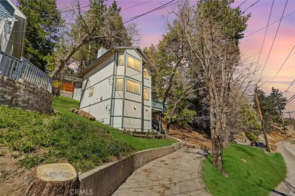 31920 Pine Cone Drive, Running Springs, CA 92382