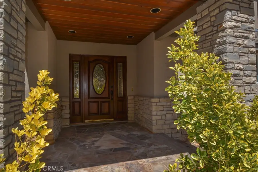 28710 Bryce, Lake Arrowhead, CA 92352 - #2