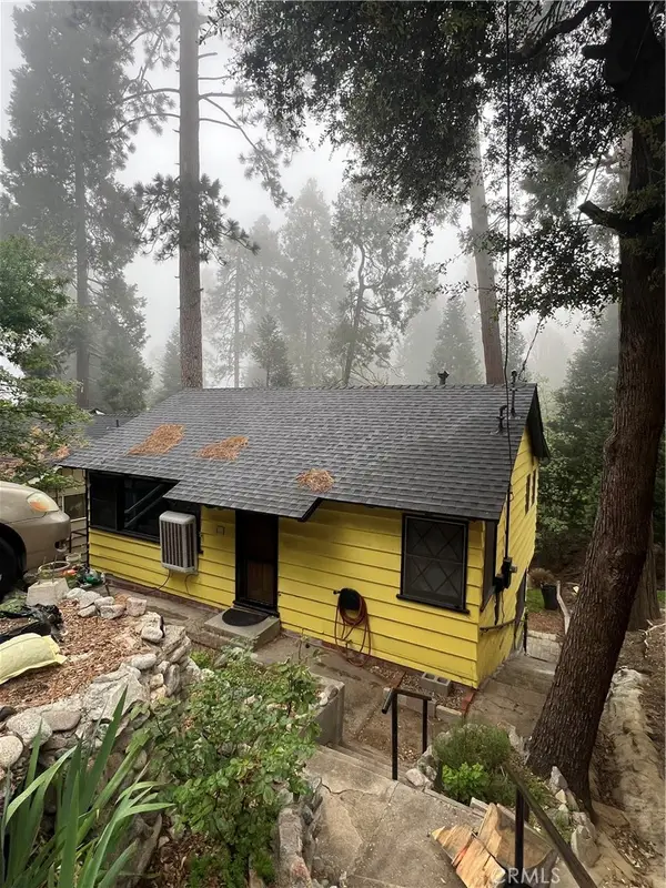 607 Seeley, Crestline, CA 92325