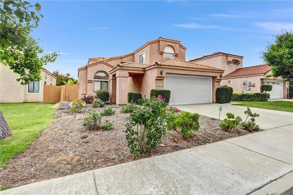 1141 Via Antibes, Redlands, CA 92374 - #1